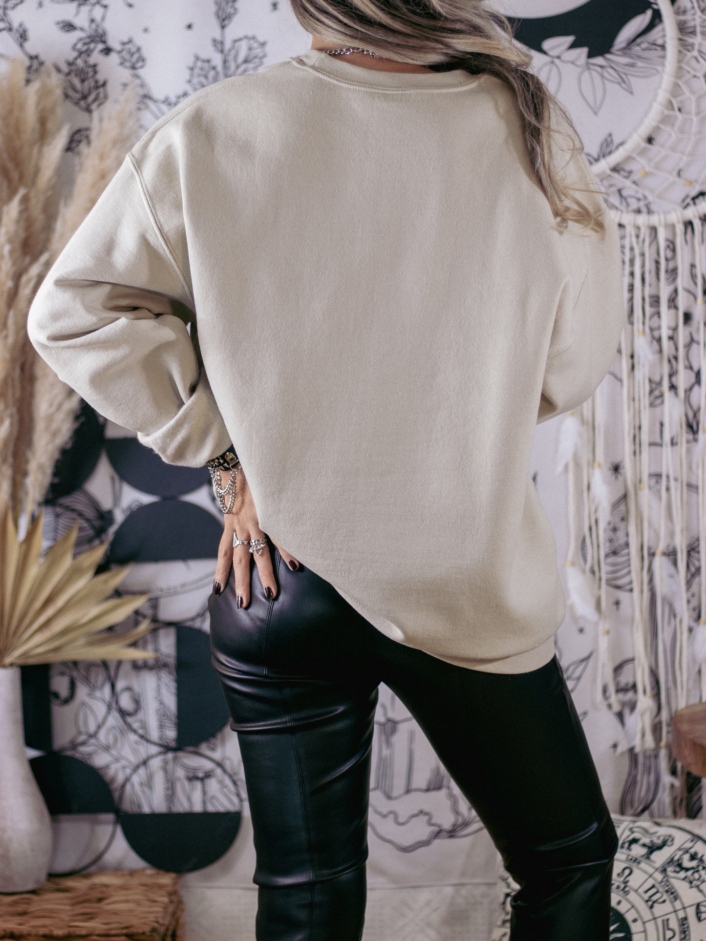 Sand Gildan Sweatshirt