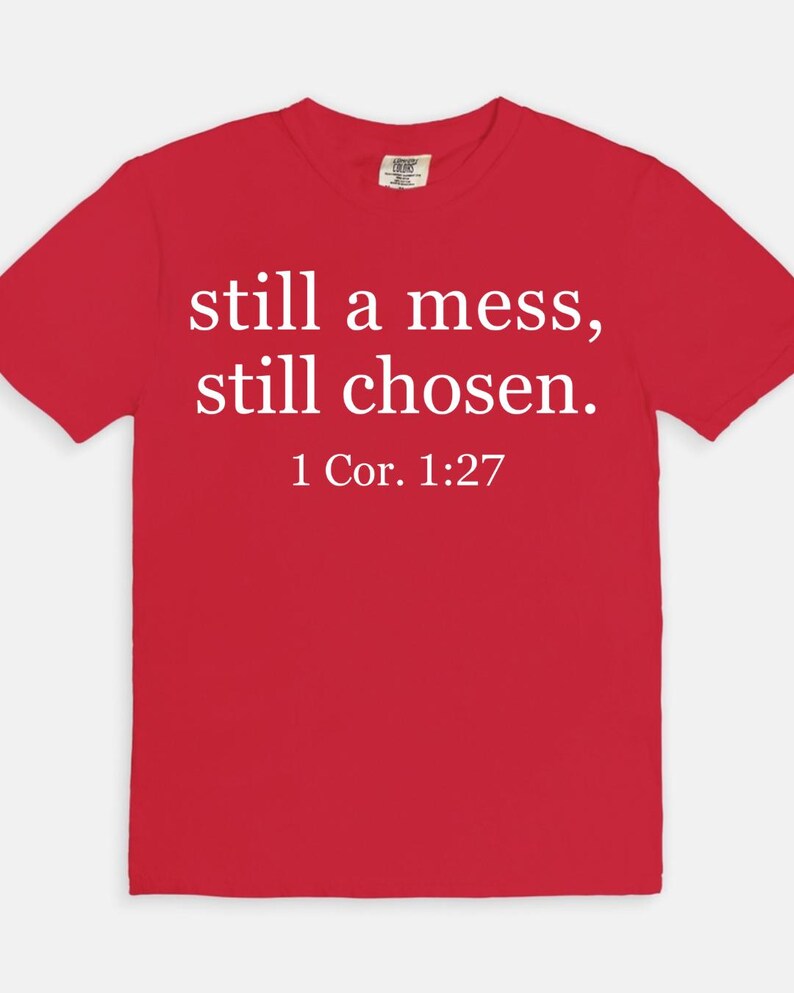Still a Mess Tee - red